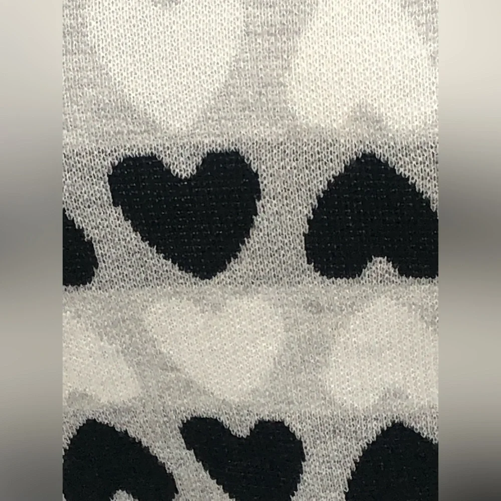 Heart Sweater in Gray, Black, White, by  BYdesign. Woman’s Large - Picture 5 of 8